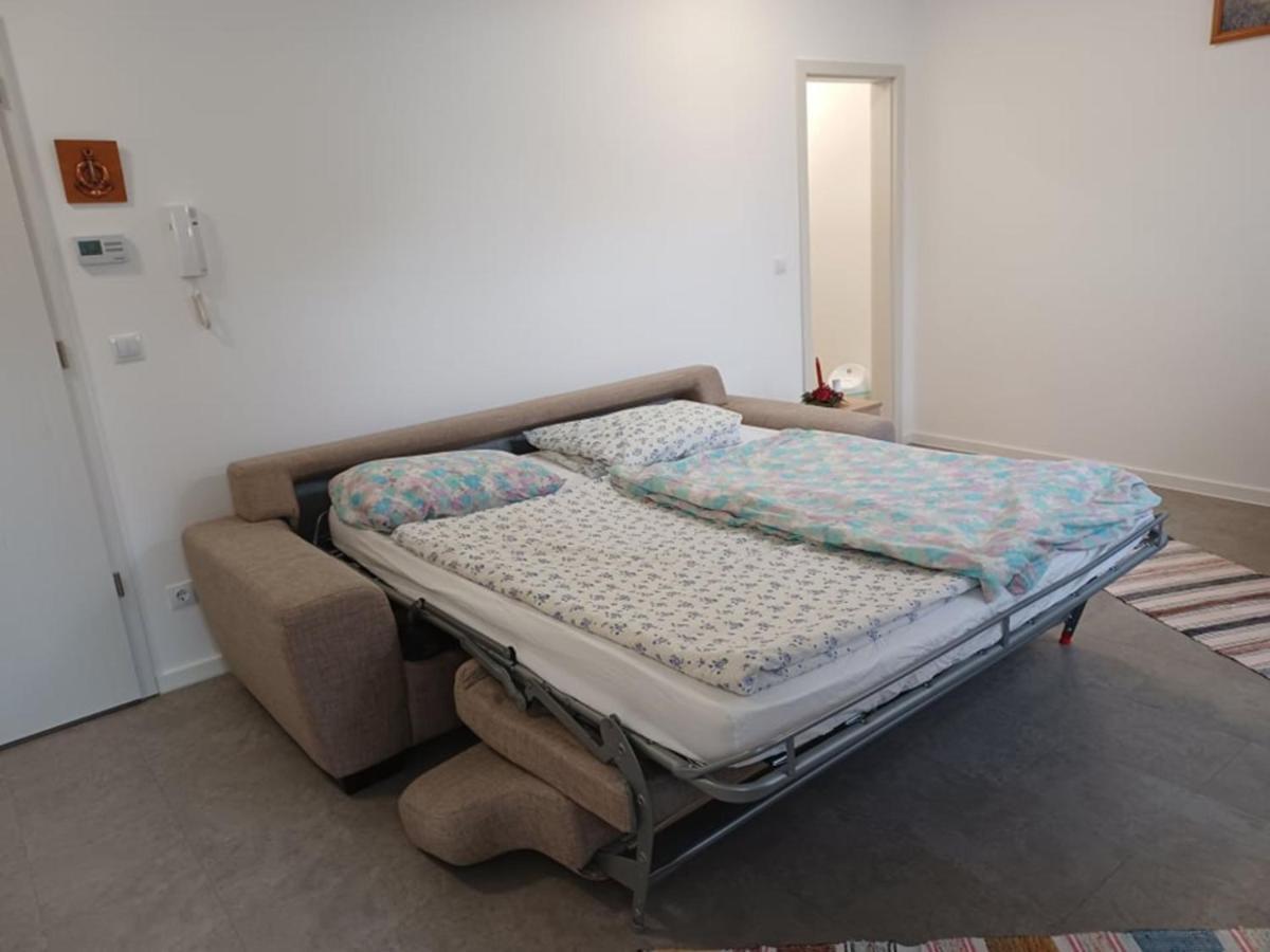 Atkacs Home Дьор Екстериор снимка